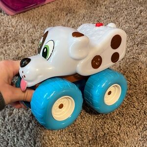 FREE. Singing and flashing dog on Wheels